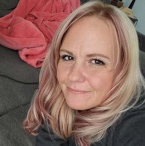 Meet your Posher, Nikki